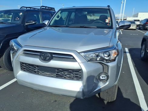 Used 2022 Toyota 4Runner SR5 image 1