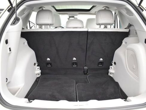 Used 2022 Jeep Compass Limited w/ Elite Group image 7