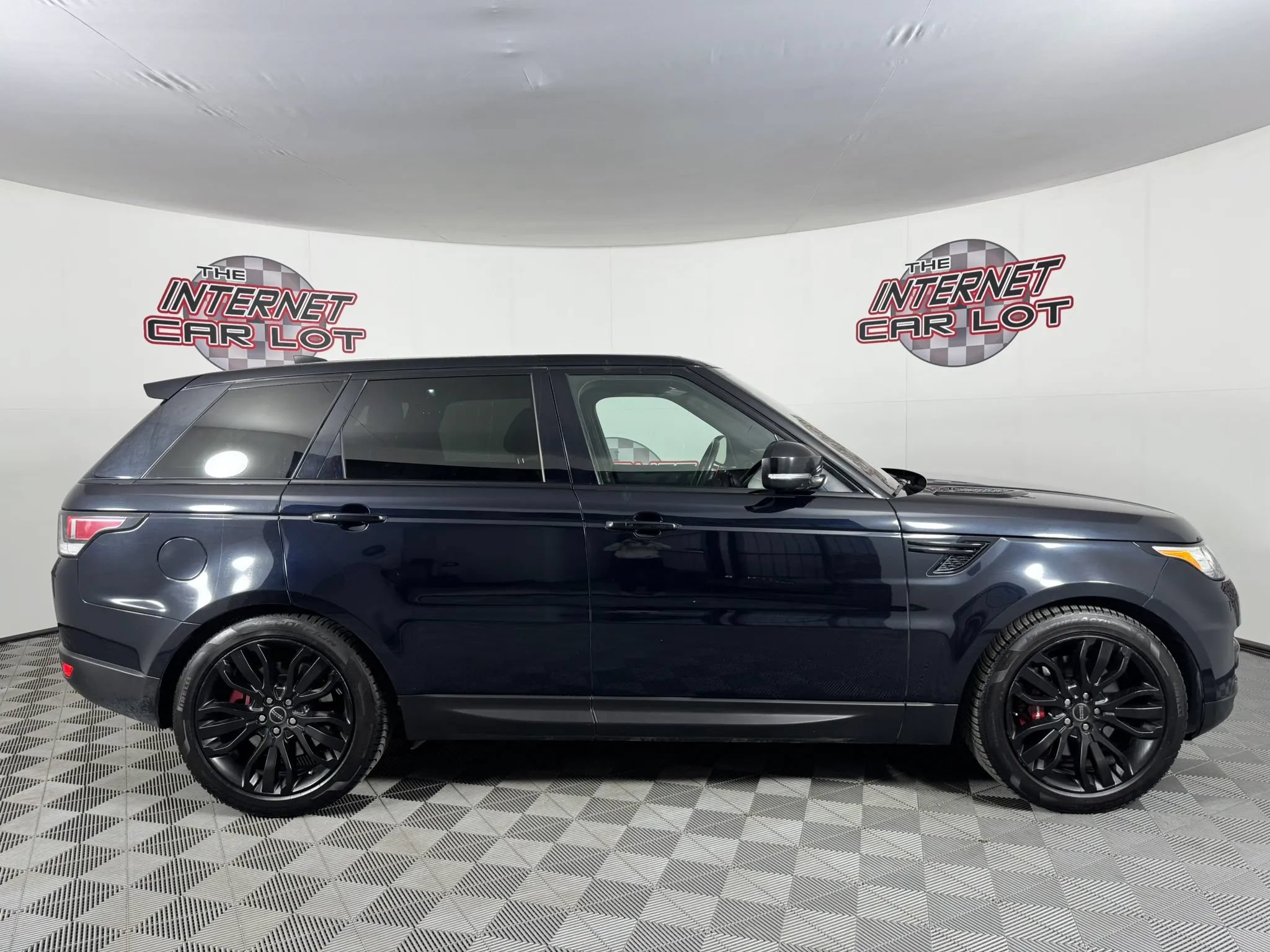 Used 2017 Land Rover Range Rover Sport Supercharged AWD/4WD image 8