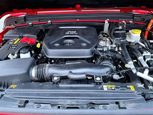 Used 2023 Jeep Wrangler Unlimited Sahara w/ Cold Weather Group image 35