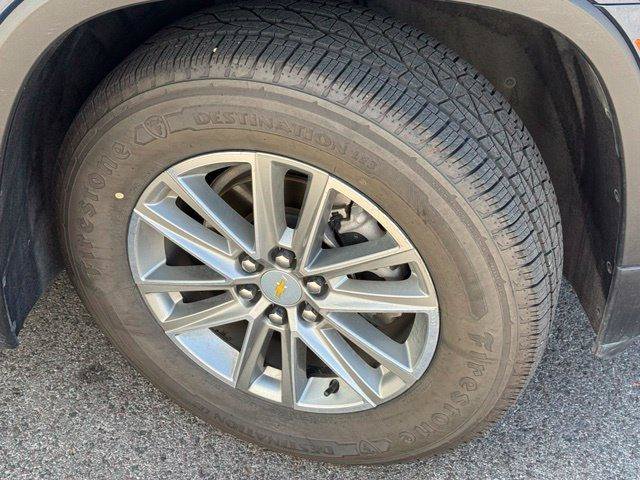 Used 2023 Chevrolet Traverse LT AWD/4WD image 7