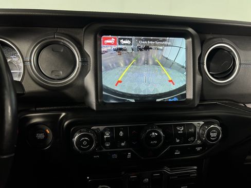 Certified 2022 Jeep Wrangler Unlimited Rubicon 4xe w/ Steel Bumper Group image 19