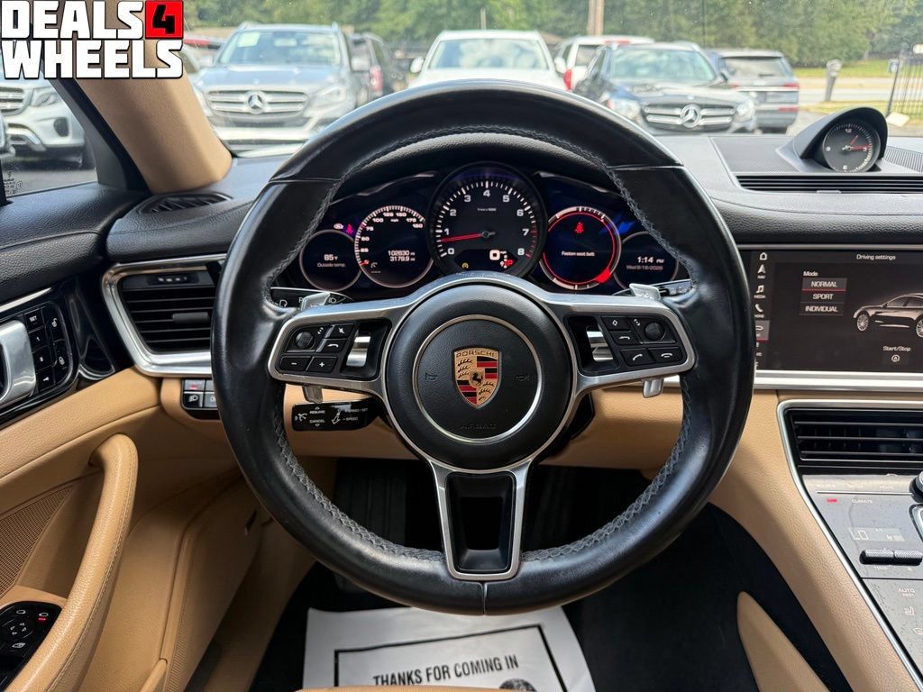 Used 2018 Porsche Panamera RWD image 20