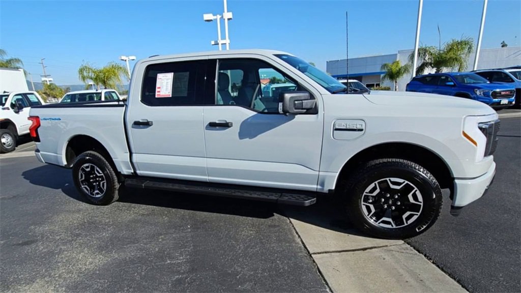 Used 2023 Ford F150 Lightning XLT AWD/4WD image 3