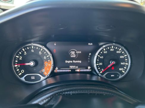 Used 2017 Jeep Renegade Latitude image 10