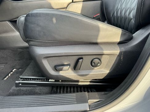 Used 2023 Nissan Rogue Platinum w/ Platinum Premium Package image 14