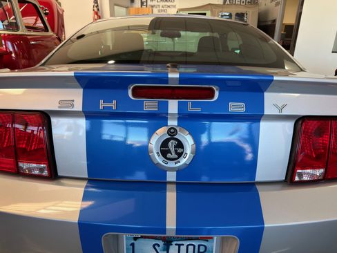 Used 2009 Ford Mustang Shelby GT500 image 31