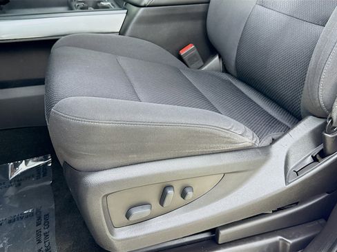 Used 2018 Chevrolet Silverado 1500 LT w/ All Star Edition image 19