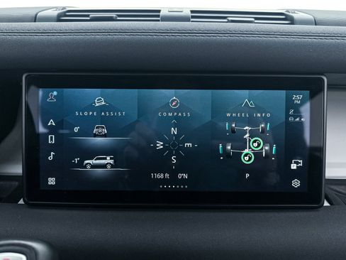 Used 2023 Land Rover Defender 110 S image 22