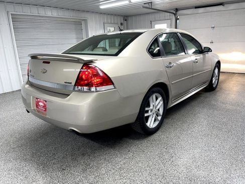 Used 2010 Chevrolet Impala LTZ image 2