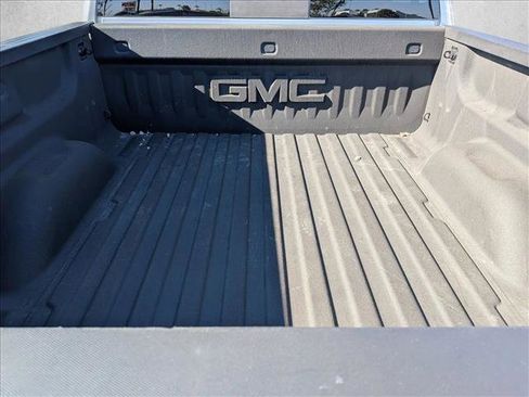 Used 2018 GMC Sierra 1500 SLT image 6