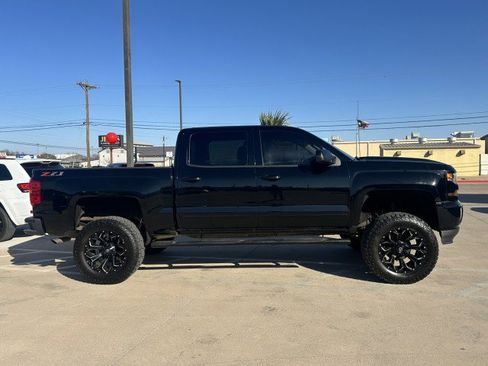 Used 2018 Chevrolet Silverado 1500 LT w/ All Star Edition image 6