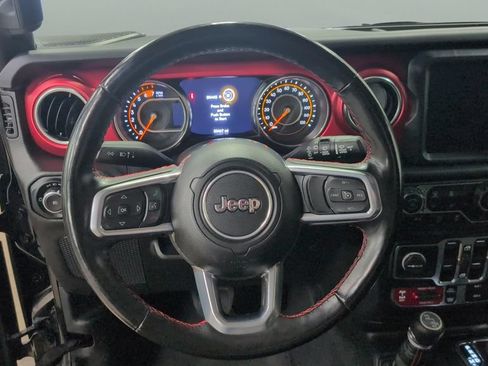 Used 2023 Jeep Wrangler Unlimited Rubicon w/ Dual Top Group AWD/4WD image 9