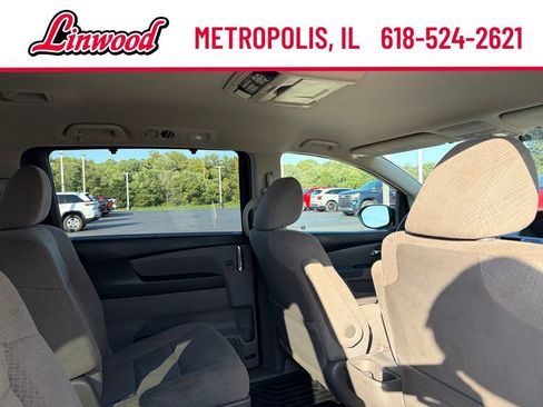 Used 2017 Honda Odyssey SE image 9