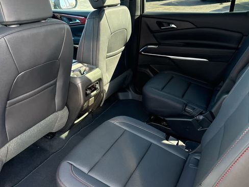 New 2026 Chevrolet Traverse Z71 w/ Driver Confidence Package image 15