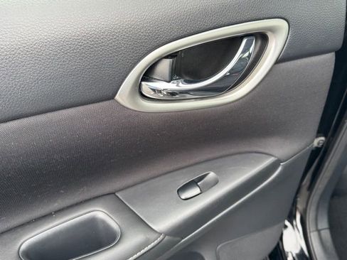 Used 2018 Nissan Sentra SV image 16