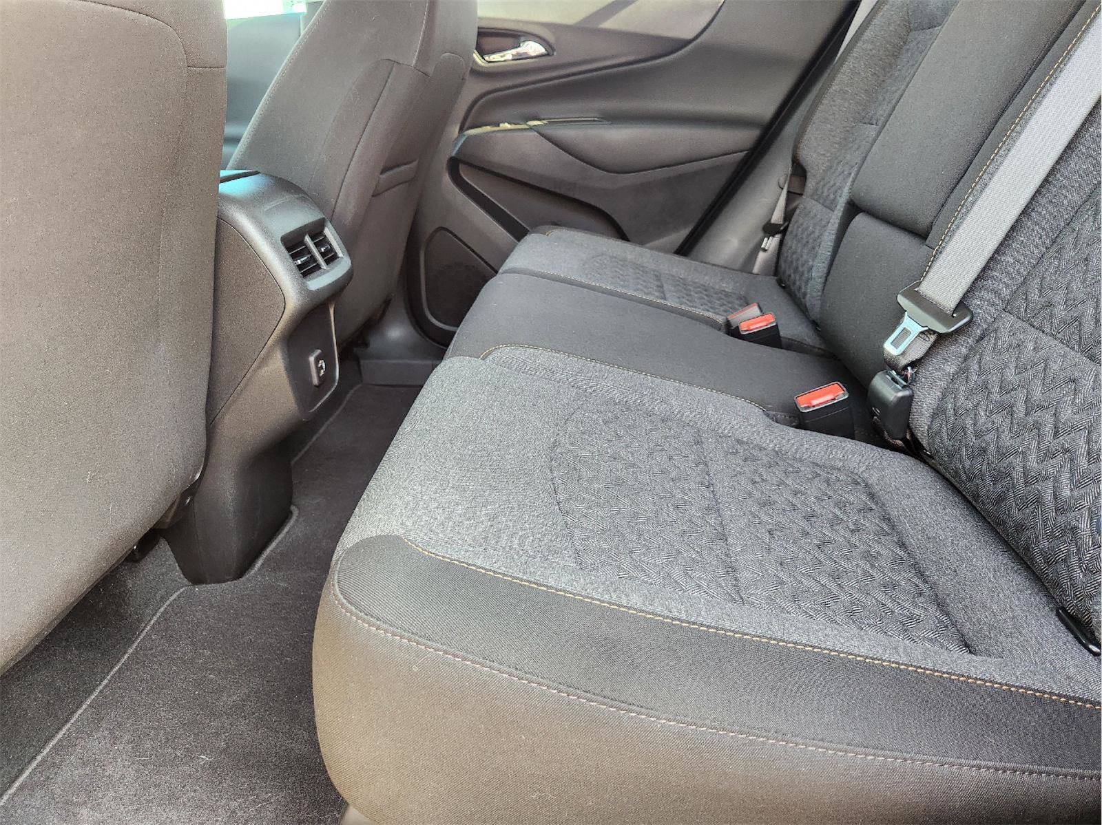 Used 2022 Chevrolet Equinox LT FWD image 30