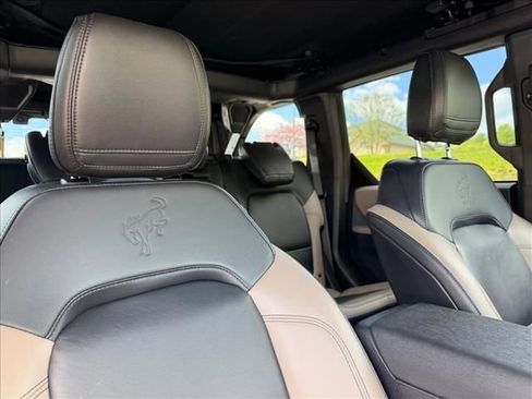 Used 2023 Ford Bronco Wildtrak AWD/4WD image 35