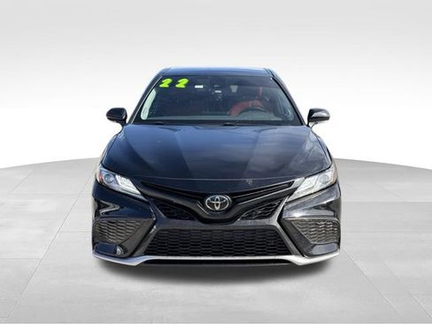 Used 2022 Toyota Camry XSE FWD image 8