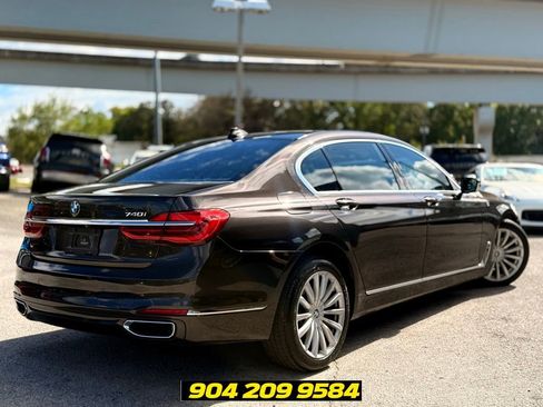 Used 2017 BMW 740i RWD image 6