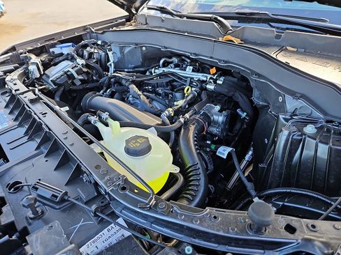 New 2026 Ford Explorer Active w/ Active Comfort Package image 15