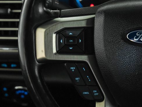 Used 2018 Ford F150 Platinum w/ Equipment Group 701A Luxury AWD/4WD image 13