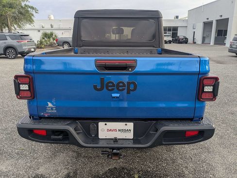 Used 2020 Jeep Gladiator Sport w/ Quick Order Package 24S AWD/4WD image 5