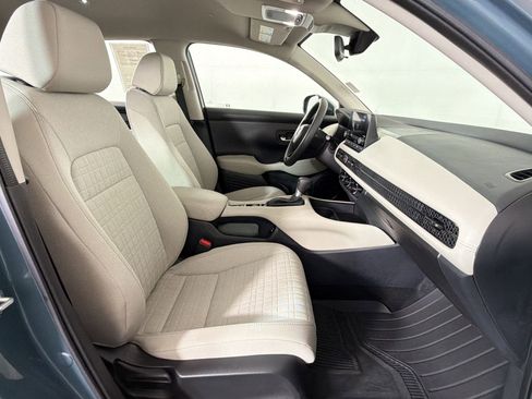 Used 2025 Honda HR-V LX image 29