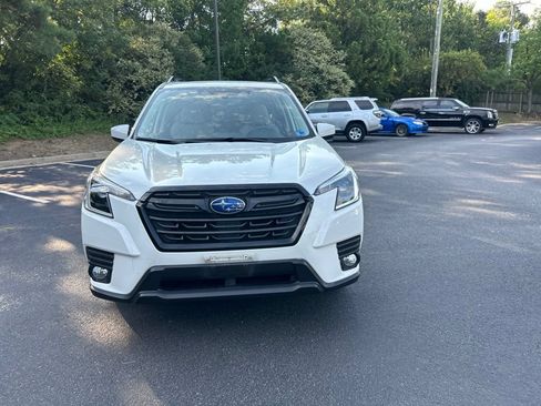 Used 2023 Subaru Forester Premium AWD/4WD image 9