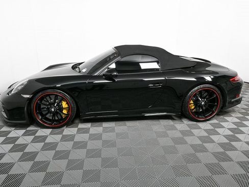 Used 2019 Porsche 911 Speedster image 2
