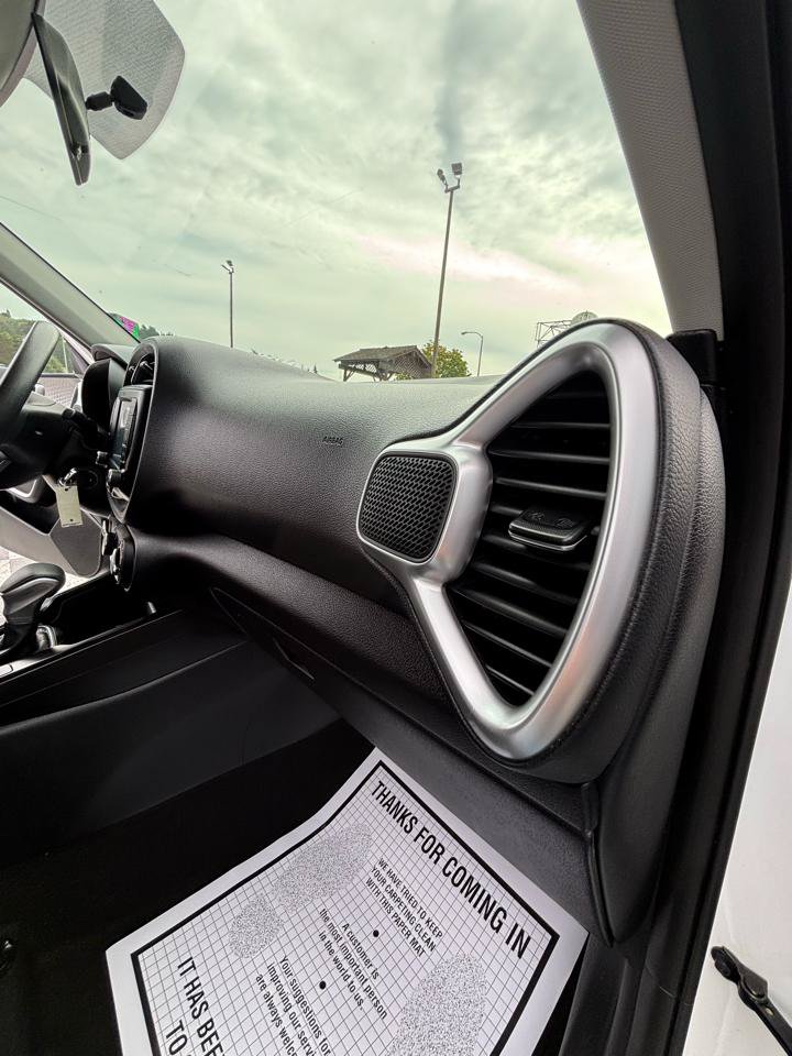 Used 2020 Kia Soul LX FWD image 26