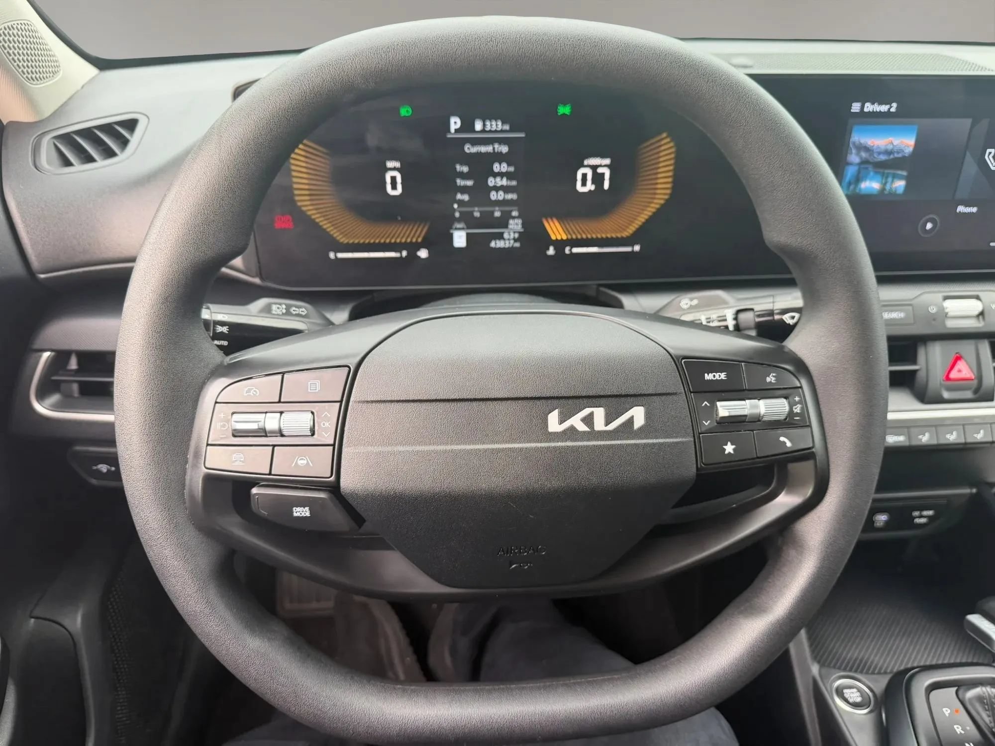Used 2025 Kia K4 FWD image 12
