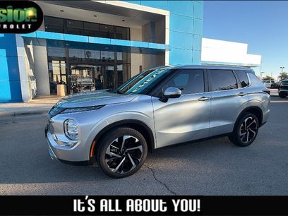Used 2023 Mitsubishi Outlander SE