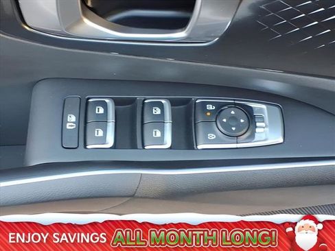 Used 2025 Kia Sorento S image 20