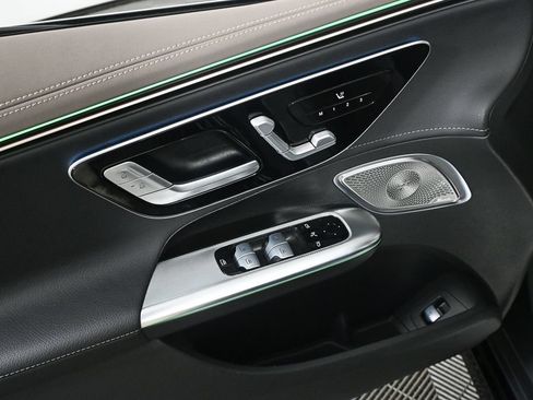 Used 2023 Mercedes-Benz EQE 350+ Sedan image 8