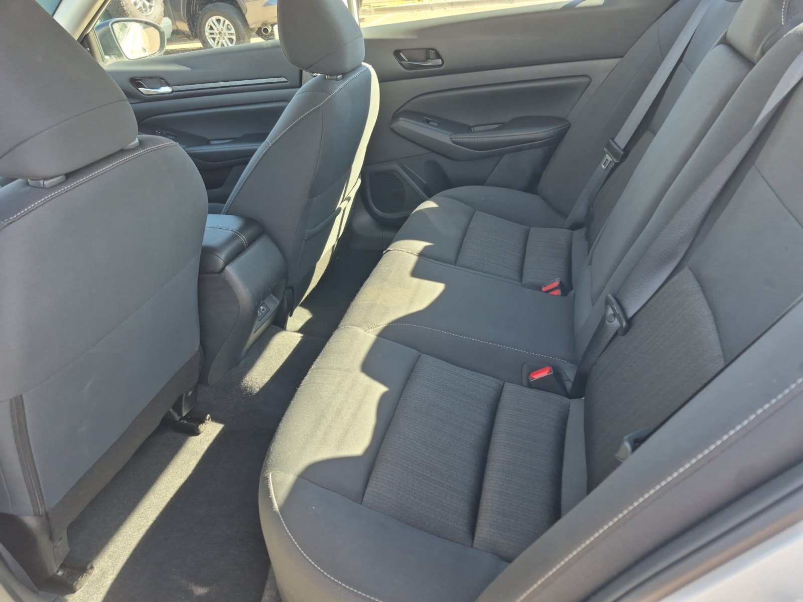 Used 2025 Nissan Altima 2.5 SV FWD image 20
