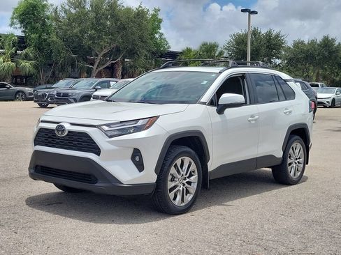 Used 2024 Toyota RAV4 XLE Premium FWD image 8