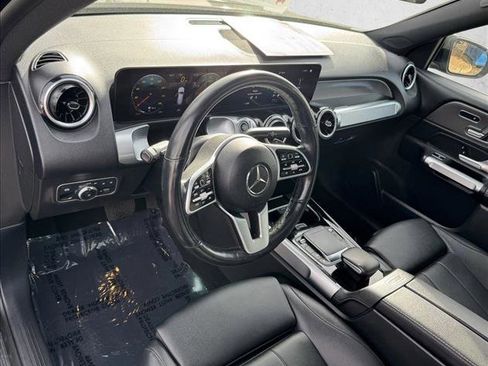 Used 2023 Mercedes-Benz GLB 250 4MATIC image 11