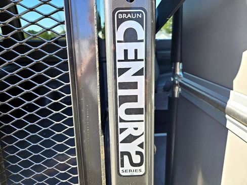 Used 2014 Ford E-350 and Econoline 350 Extended Super Duty w/ Power Group image 22