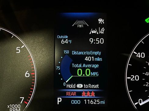 Used 2025 Toyota Corolla SE image 24