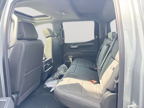 New 2026 GMC Sierra 1500 Elevation w/ Elevation Premium Package AWD/4WD image 26