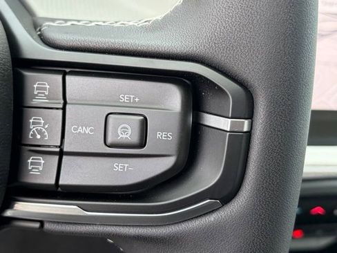 New 2026 Jeep Cherokee Limited image 17