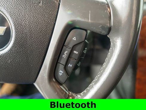 Used 2009 Chevrolet Avalanche LS image 18