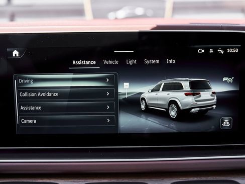 Used 2026 Mercedes-Benz Maybach GLS 600 4MATIC image 82