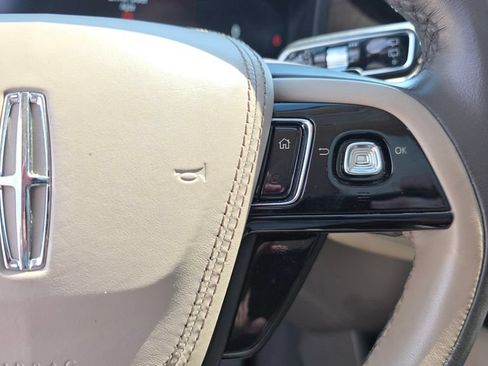 Used 2021 Lincoln Aviator Reserve AWD/4WD image 15