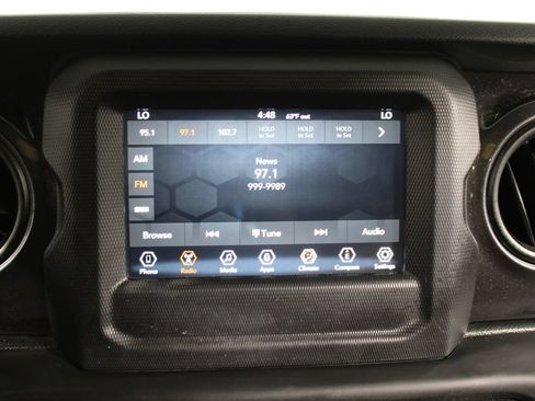 Used 2020 Jeep Wrangler Unlimited Sport AWD/4WD image 25