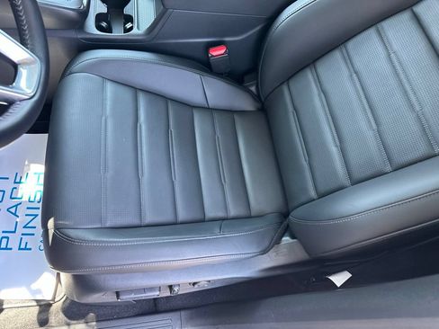 Used 2025 Honda CR-V EX-L image 25