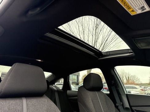 Used 2023 Honda Accord Sport image 29