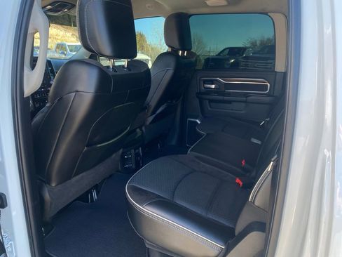 Used 2024 RAM 2500 Laramie AWD/4WD image 23