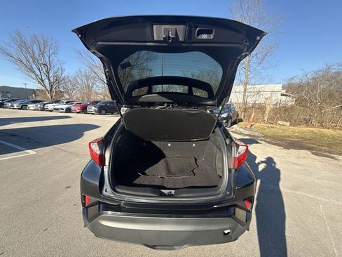 Used 2021 Toyota C-HR Nightshade image 22